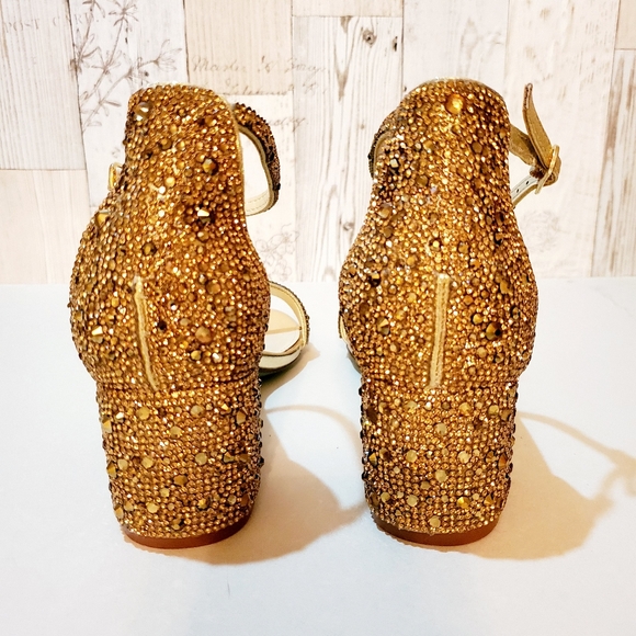 Betsey Johnson Mari heels NIB - Picture 5 of 7